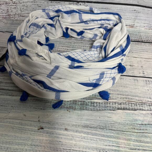 Vince Camuto Blue Plaid Infinity Scarf with Fringe - Picture 2 of 4